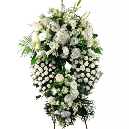 Corona de Rosas, Hortensias, Liliums, Gerberas y Anastasias